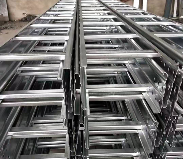 應(yīng)該如何選擇電纜橋架？文安縣電纜橋架